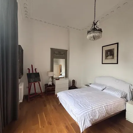 公寓 2-bed In Clifton, Great Location - Period Features, High Ceilings, Balcony X2, Office, Stylish, Modern *